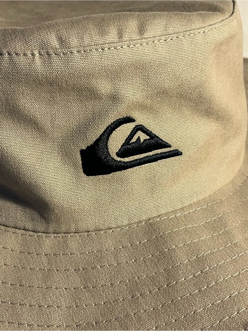 Quiksilver Bushmaster Safari Hat with Chin Cord in Khaki